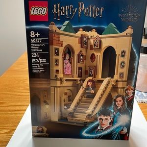 Harry Potter Hogwarts Grand Staircase Lego. 224 Pieces